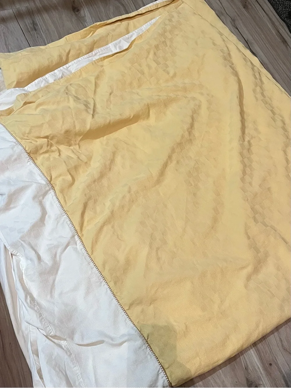 Yellow Reversible Queen Duvet - Soft Yellow & Cream Home Bedding